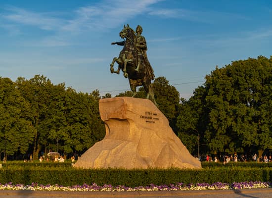 Автобусная экскурсия "Символы Петербурга".